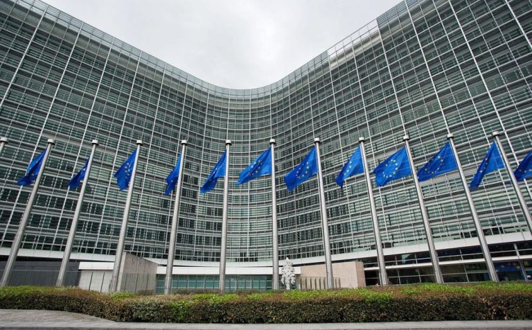 Ευρωπαϊκή Επιτροπή: ενδυναμώνει καταναλωτές ώστε να αποτελέσουν καταλύτη