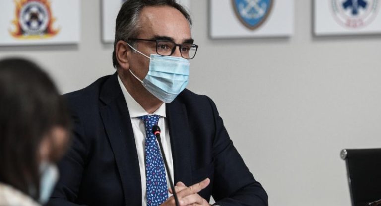 Κορονοϊός – Κοντοζαμάνης: Έρχονται 400 προσλήψεις γιατρών τον Σεπτέμβρη