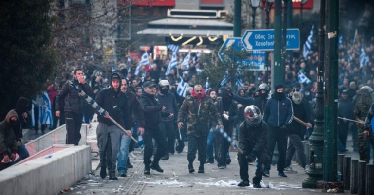 Συνεργείο‌ ‌της‌ ‌ΕΡΤ3‌ ‌δέχθηκε‌ ‌επίθεση‌ ‌από‌ ‌διαδηλωτές‌ ‌