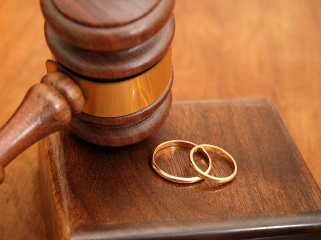 Έκδοση διαζυγίου: Τι αλλάζει με το νομοσχέδιο για την επιμέλεια των παιδιών