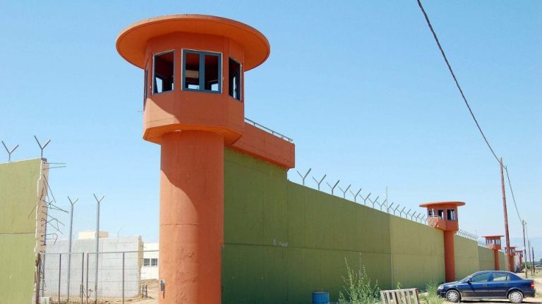 Σέρρες: Στη φυλακή για 40 ημέρες νταλικέρης που συνελήφθη τρίτη φορά χωρίς μάσκα!