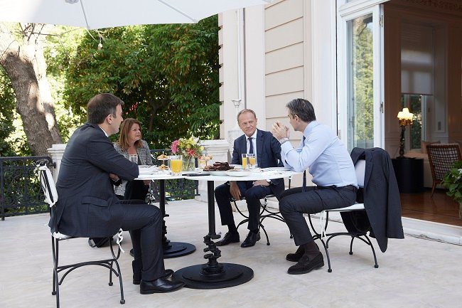 Πρόγευμα εργασίας Μητσοτάκη με τον Πρόεδρο του ΕΛΚ κ. Tusk:  Παρών ο βουλευτής Σερρών Τάσος Χατζηβασιλείου