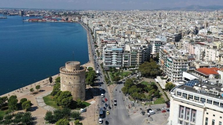 Εκτάκτως στη Θεσσαλονίκη Πλεύρης- Γκάγκα υπό την απειλή νέου lockdown