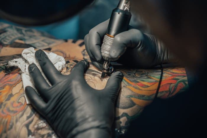 professional tattoo artist e vima
