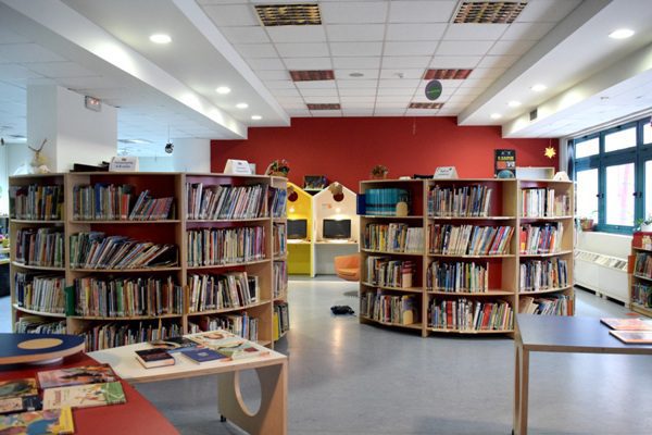 Στην Δημόσια Κεντρική Βιβλιοθήκη Σερρών: Καλοκαιρινή Εκστρατεία Ανάγνωσης και Δημιουργικότητας