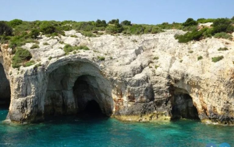 Ζάκυνθος: 48χρονη τραυματίστηκε από πτώση βράχου σε σπηλιά- Ενώ κολυμπούσε