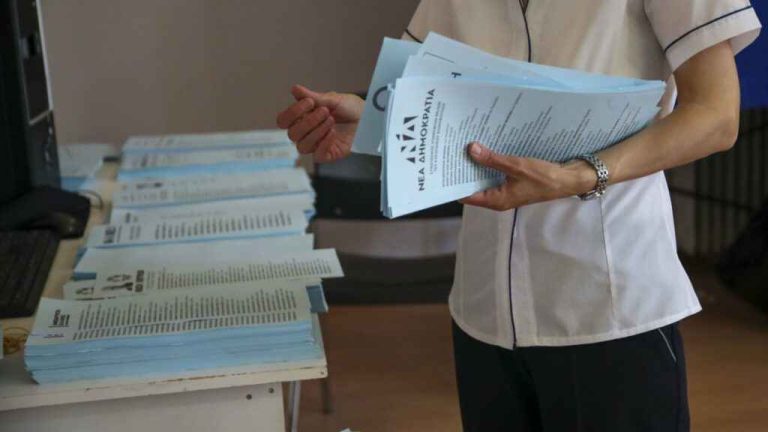 Σε ΝΔ και ΣΥΡΙΖΑ «παίζουν» τα ονόματα για τα ψηφοδέλτια