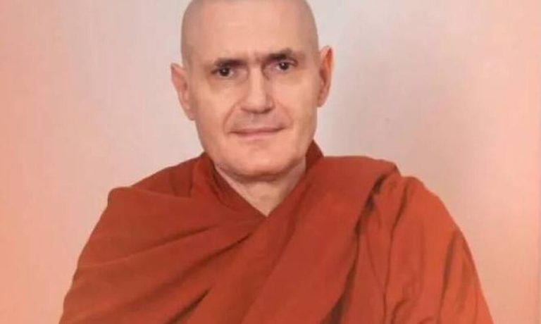 Από τις Σέρρες στις ζούγκλες της Σρι Λάνκα – Η μοναδική περίπτωση ενός Έλληνα Βουδιστή μοναχού