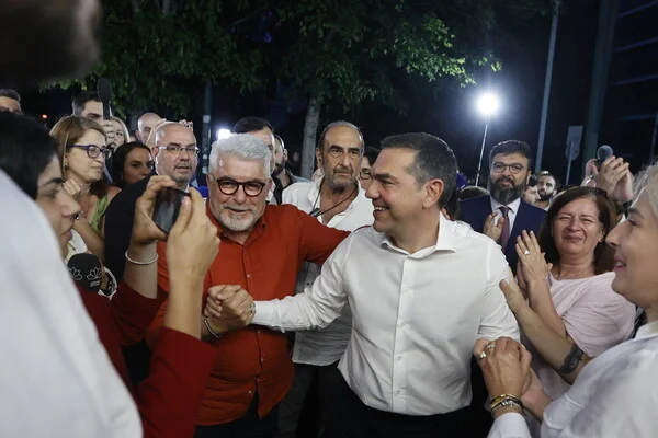 Πηγές ΣΥΡΙΖΑ: Ξεκινούν άμεσα οι κομματικές διεργασίες- Χρονοδιάγραμμα για εκλογή προέδρου