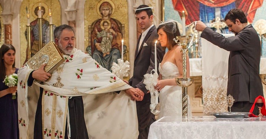 Γιατί το μuστήριο του γάμου θα πρέπει να γίνεται πάντα Κυριακή, σύμφωνα με την θρησκεία μας