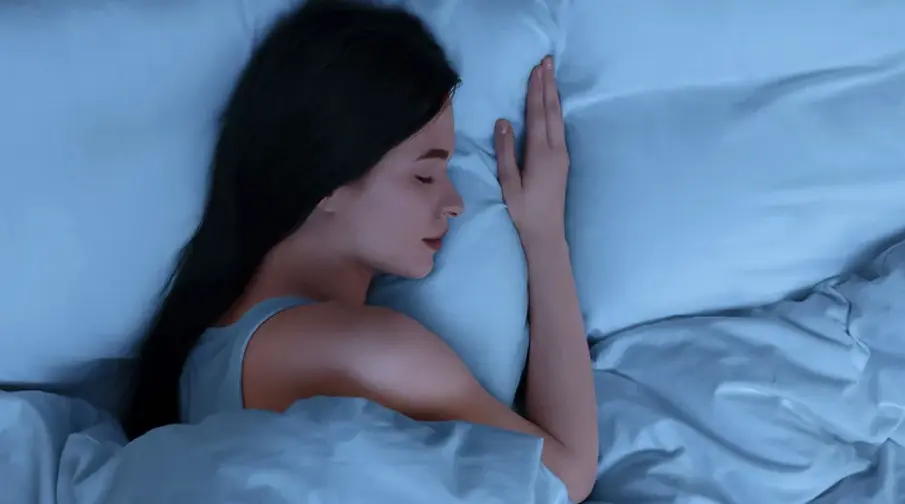 Καταρρίπτοντας τους πιο γνωστούς μύθους για τον ύπνο – Έχει σημασία τι ώρα κοιμόμαστε και πόσο;
