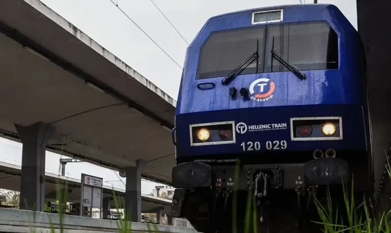 Εκκενώθηκε το τρένο από Σέρρες προς Θεσσαλονίκη λόγω φωτιάς