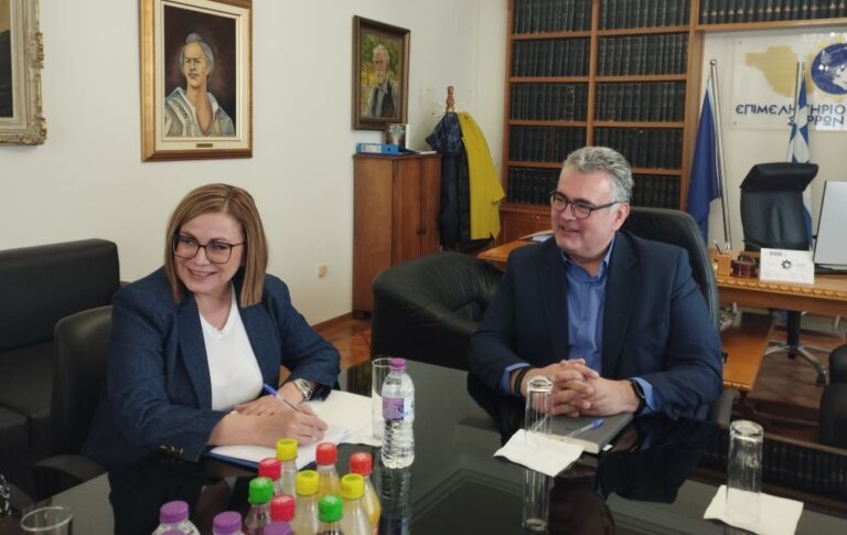 Επίσκεψη της Ευρωβουλευτού Μαρίας Σπυράκη στο Επιμελητήριο Σερρών