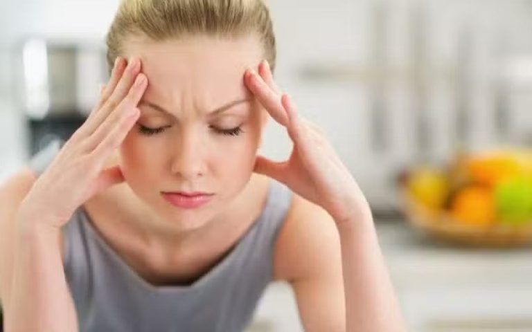 Aπiστευτо: Πώς να απαλλαγείς από τον πονοκέφαλο σε 10 λεπτά χωρίς φάpμακα