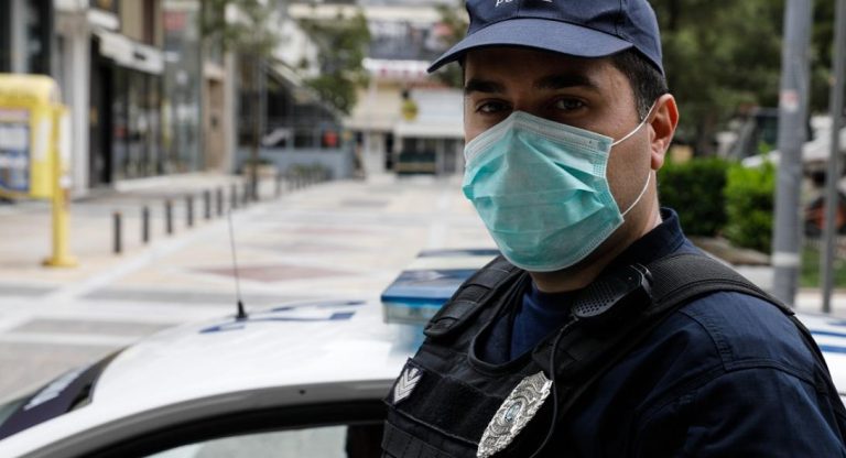 Αποδεκατίζει την ΕΛΑΣ ο κορονοϊός – 42 αστυνομικοί θετικοί – Έρχονται διμοιρίες «καραντίνας»