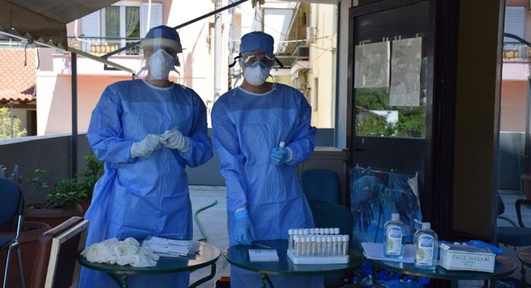 Κορονοϊός – Λάρισα: Επτά γιατροί από δύο νοσοκομεία θετικοί στον ιό