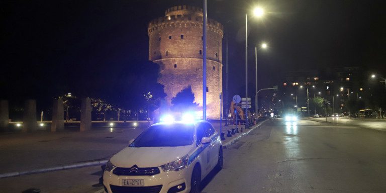Θεσσαλονίκη: Φοιτητές έκαναν πάρτι εν μέσω lockdown