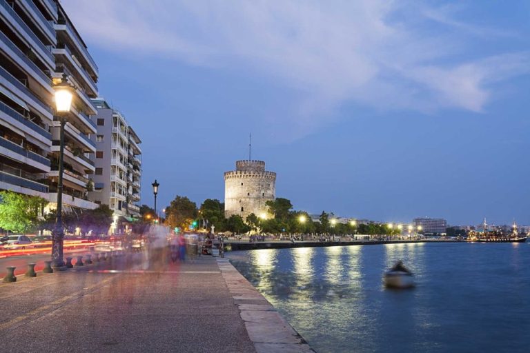 Θεσσαλονίκη: Lockdown Μαρτίου – Κλειστά δημοτικά και αύξηση τηλεργασίας.