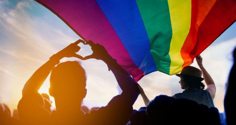 Κοινωνικός αποκλεισμός, στιγματισμός και bullying για τα ΛΟΑΤΚΙ άτομα στην Ελλάδα του 2022