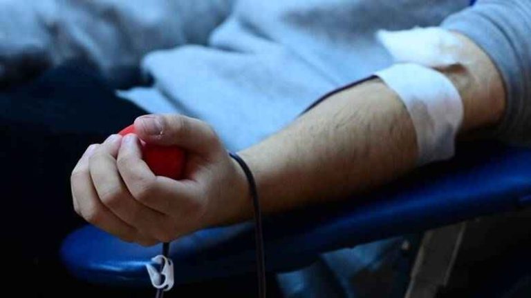Οι εργαζόμενοι της Περιφέρειας έδωσαν το αίμα τους για την τραγωδία στα Τέμπη