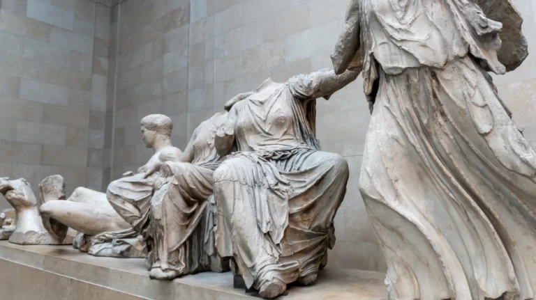 Μενδώνη για τα Γλυπτά του Παρθενώνα: Με την κλοπή κατέρρευσαν με κρότο οι ισχυρισμοί του Βρετανικού Μουσείου περί ασφάλειας
