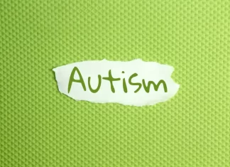 autismos enas enhlikas existorei