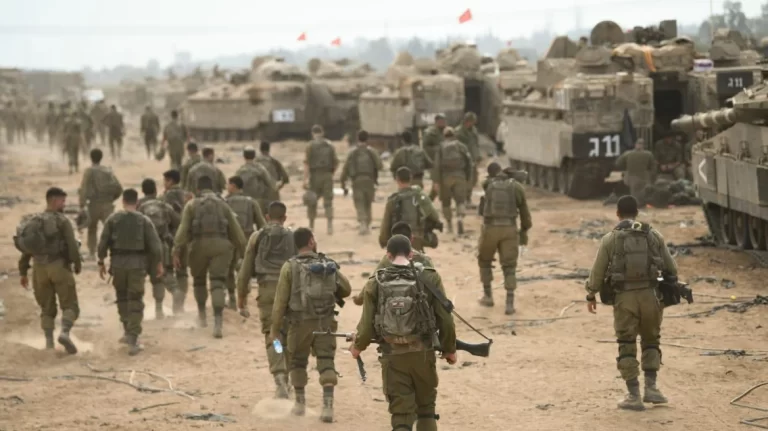 Κλιμάκωση της στρατιωτικής επιχείρησης στη Γάζα ετοιμάζει το Ισραήλ – «Φύγετε» λέει το IDF στους Παλαιστινίους