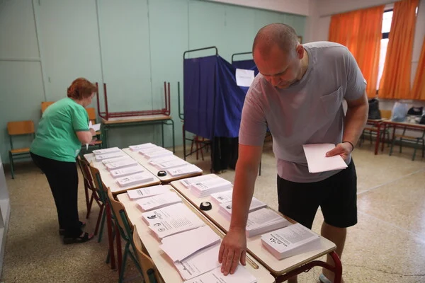 Αυτοδιοικητικές εκλογές 2023: Ψηφοδέλτιο μήκους 98 εκατ. στο Ηράκλειο