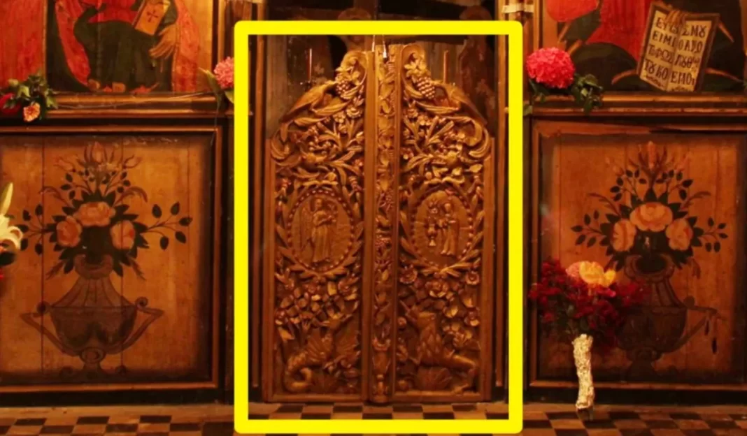 Κλάπηκαν οι πόρτες της Ωραίας Πύλης από τον Ιερό Ναό Αγίου Γεωργίου – Αγίου Αθανασίου στο όρος Μπέλλες! (3)